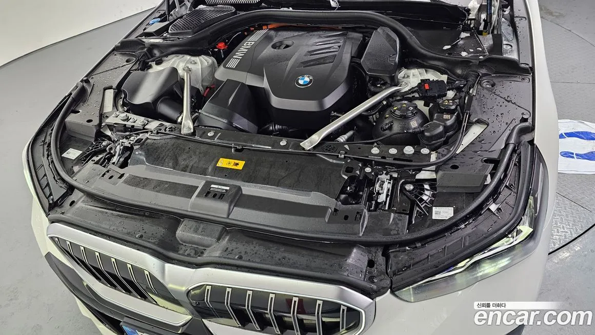 BMW 5-Series 2025 из KR, фото 7