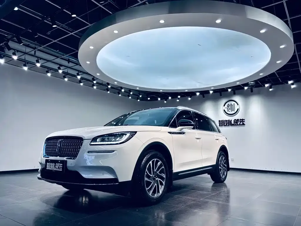 Lincoln Corsair 2022 из CN, фото 1