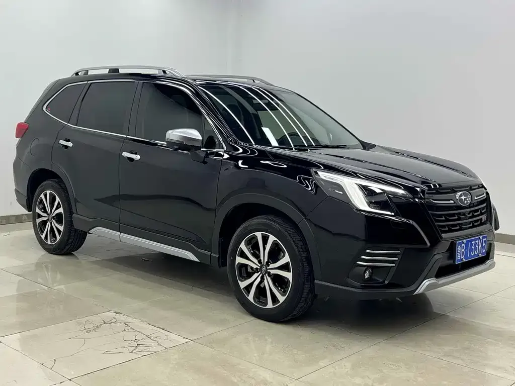 Subaru Forester — фото 3