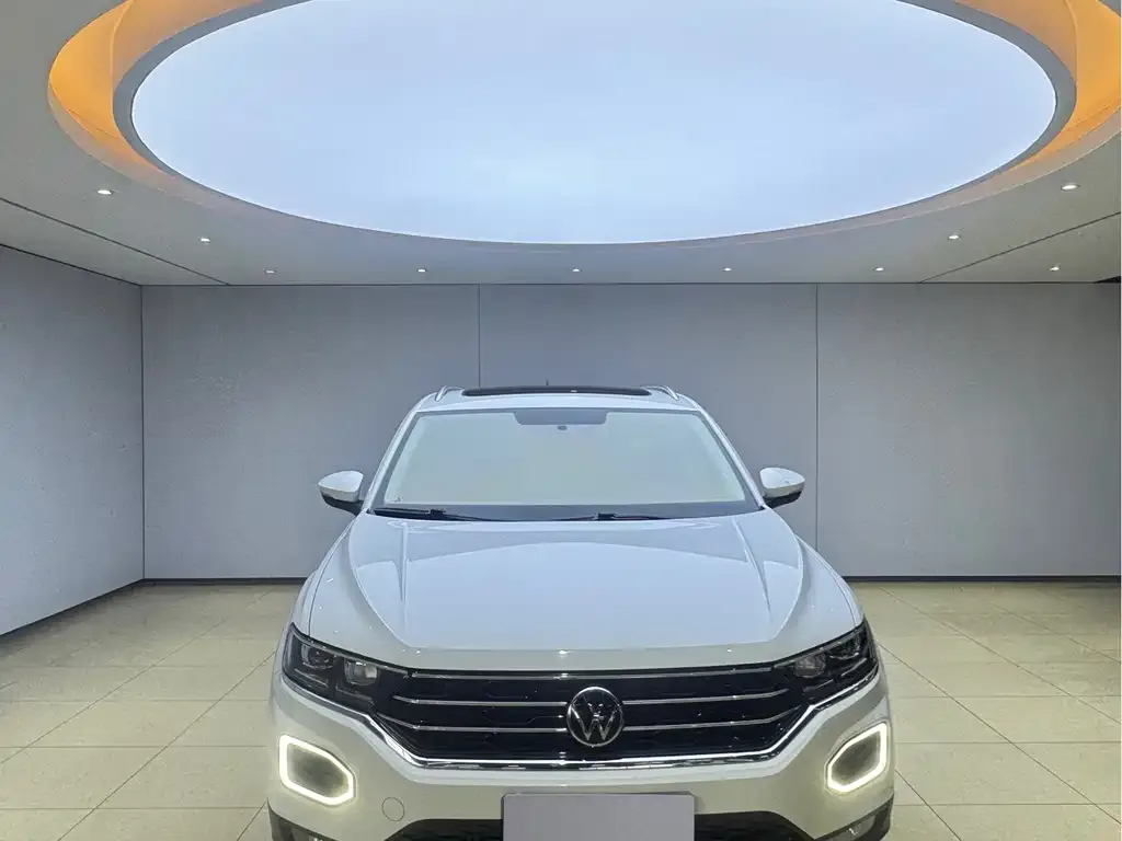 Volkswagen T-Roc — фото 4