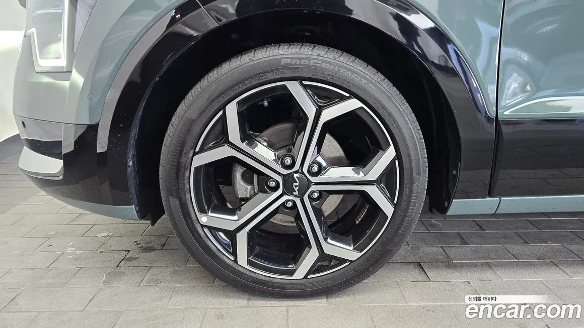 Kia Niro — фото 10