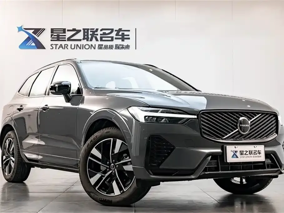 Volvo XC60 — фото 6