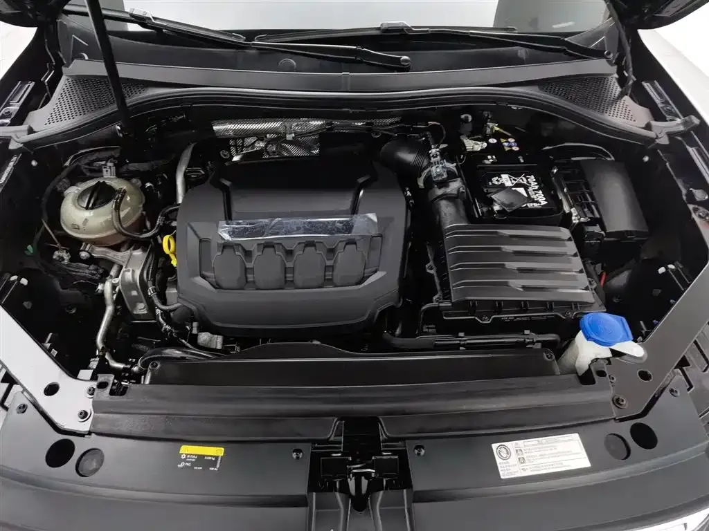 Volkswagen Tiguan L 2024 из CN, фото 10