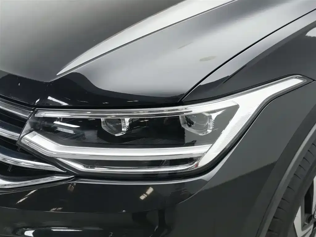 Volkswagen Tiguan L 2024 из CN, фото 3