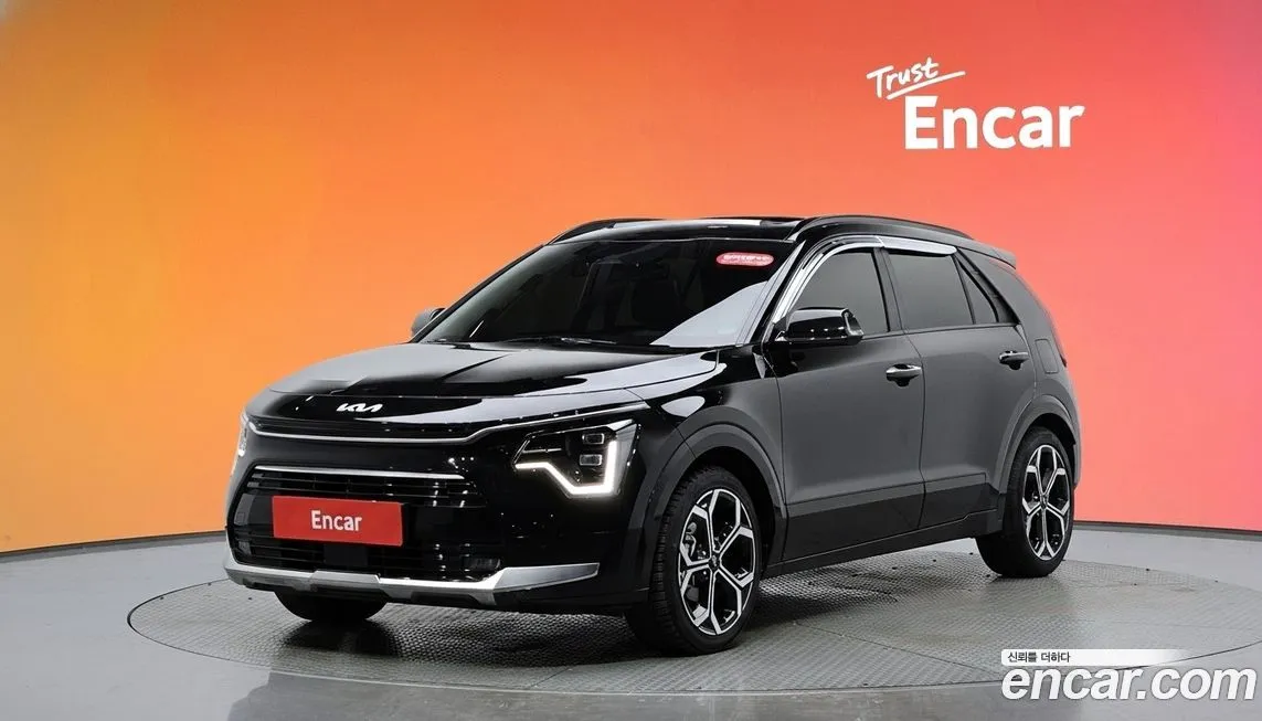 Kia Niro — фото 1