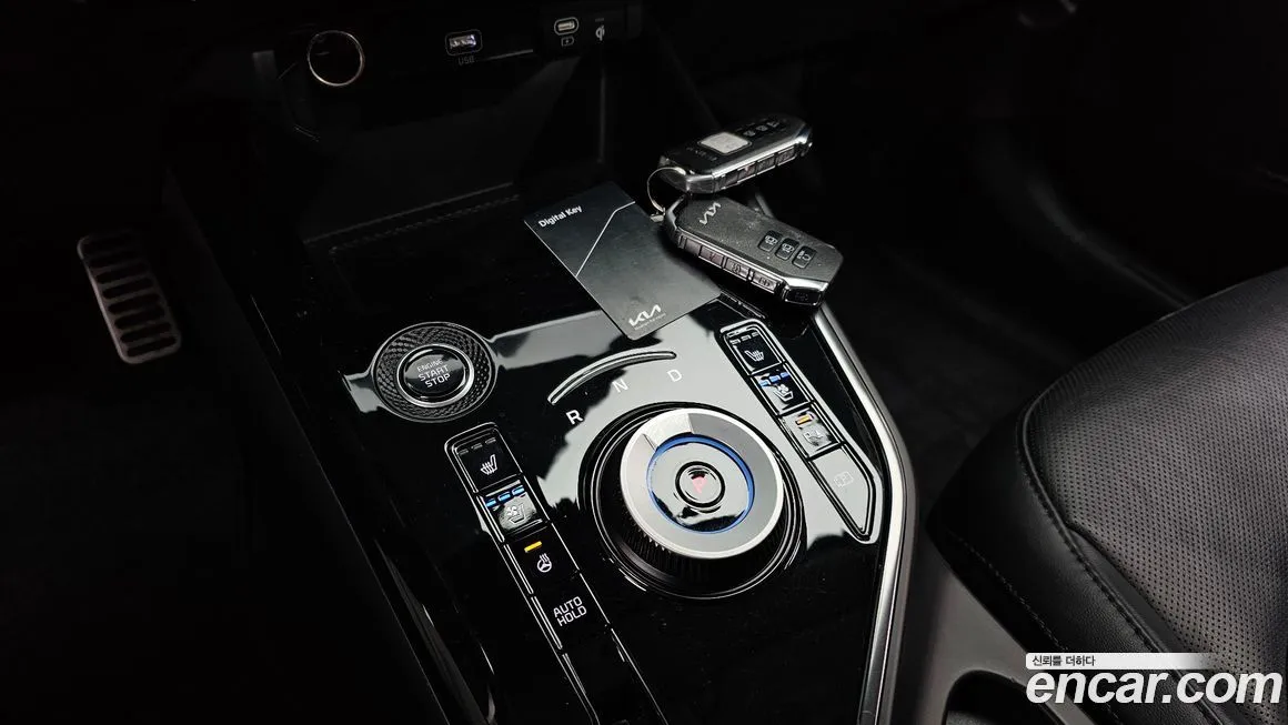 Kia Niro — фото 10