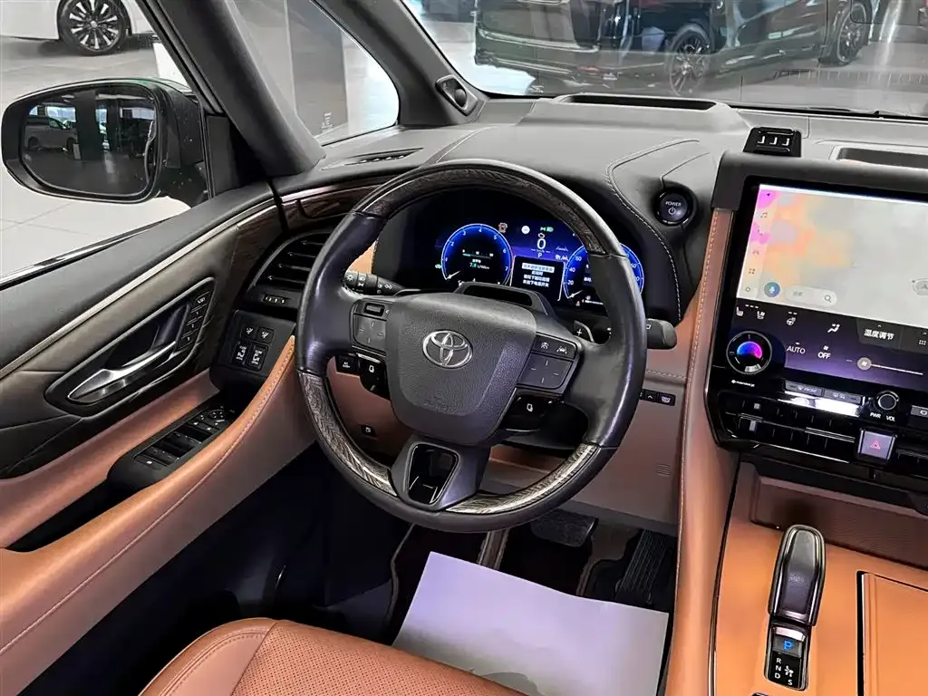 Toyota Alphard 2024 из CN, фото 8
