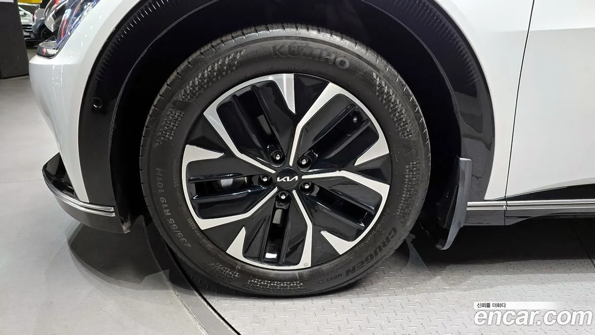Kia EV6 — фото 2
