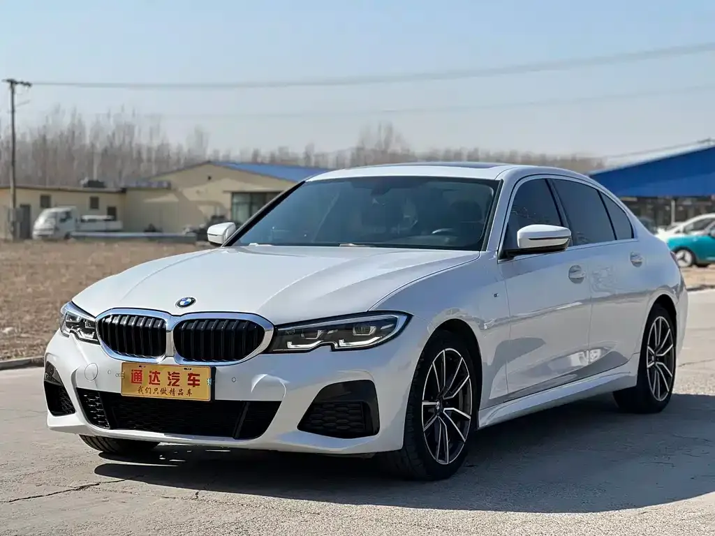 BMW 3 Series — фото 1