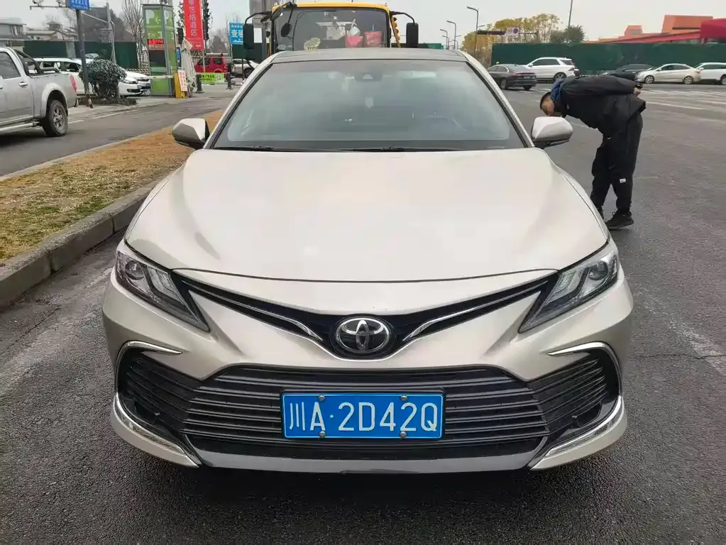 Toyota Camry 2022 из CN, фото 1