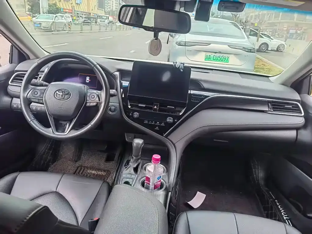 Toyota Camry 2022 из CN, фото 5