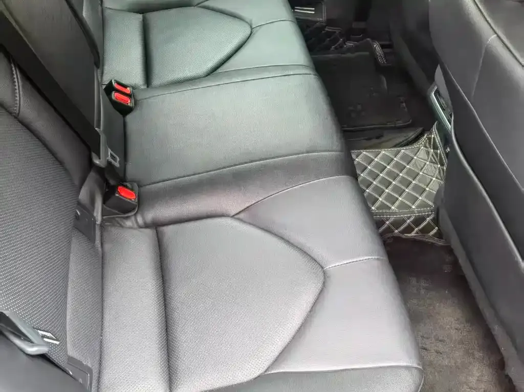Toyota Camry 2022 из CN, фото 2
