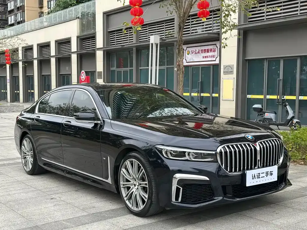 BMW 7 Series — фото 6