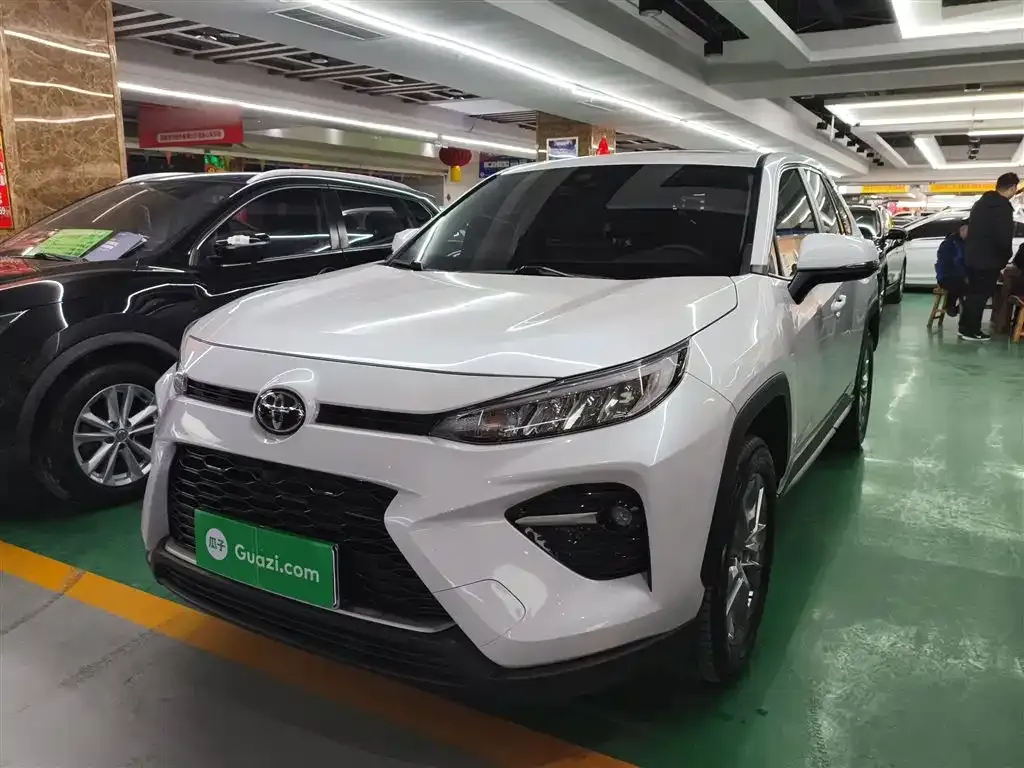 Toyota Wildlander 2023 из CN, фото 1