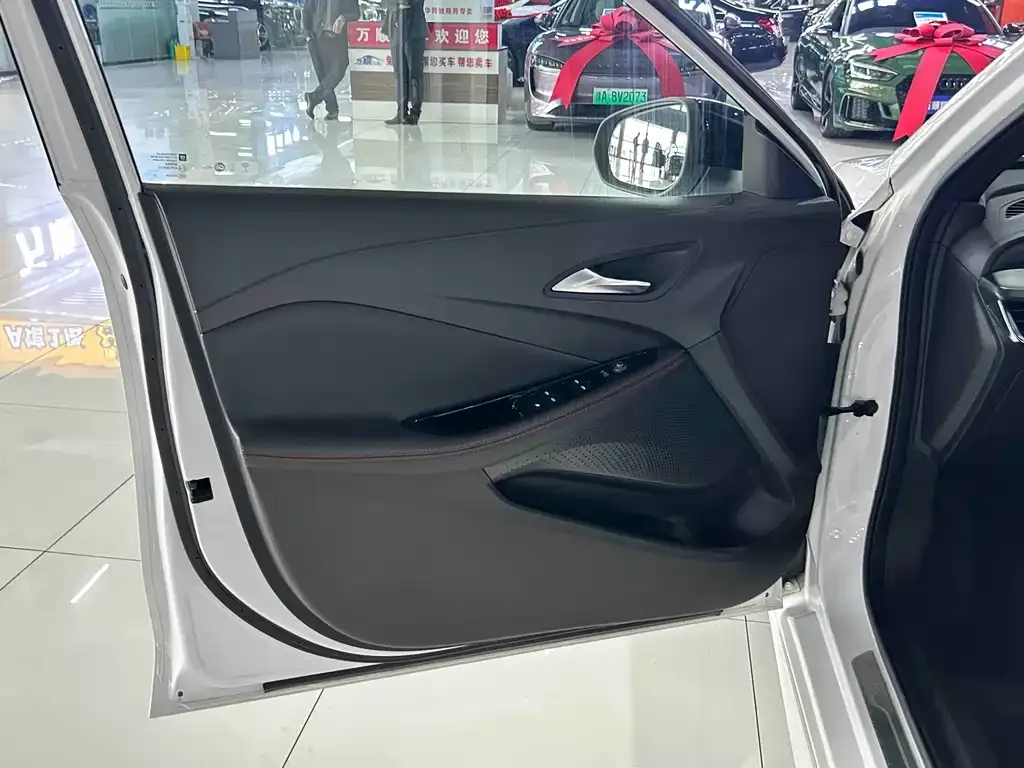 Buick Verano 2024 из CN, фото 3