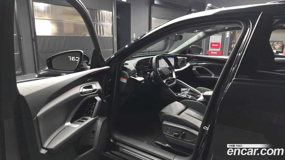 Audi Q5 2025 из KR, фото 3