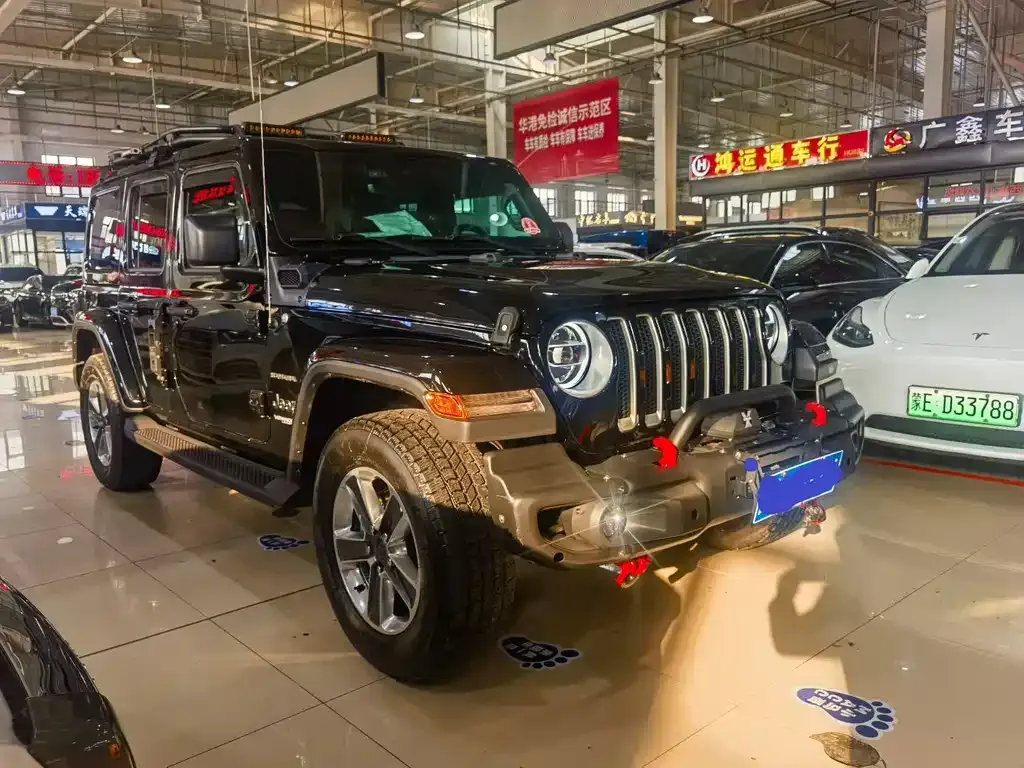 Jeep Wrangler 2023 из CN, фото 1