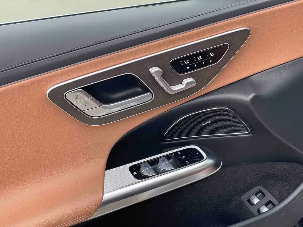 Mercedes-Benz E-Class New Energy — фото 10