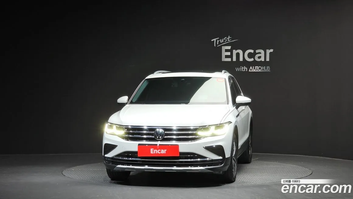 Volkswagen Tiguan — фото 2