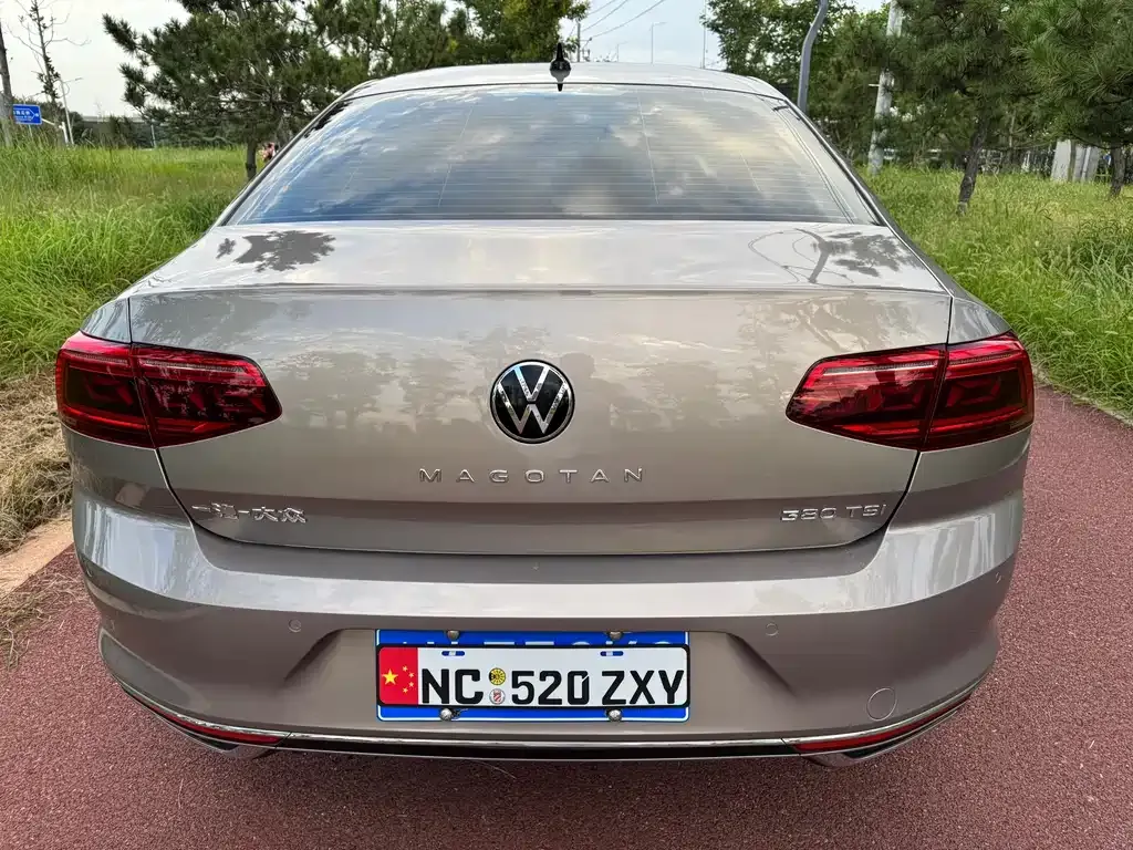 Volkswagen Magotan 2021 из CN, фото 8
