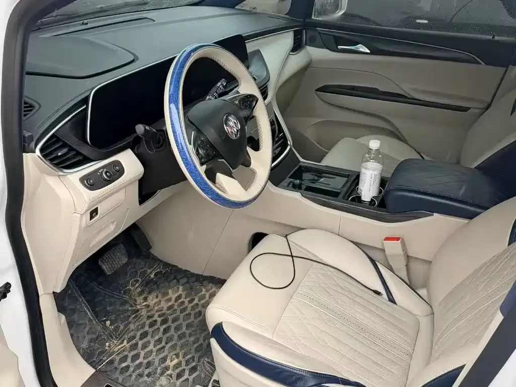 Buick GL8 2024 из CN, фото 3