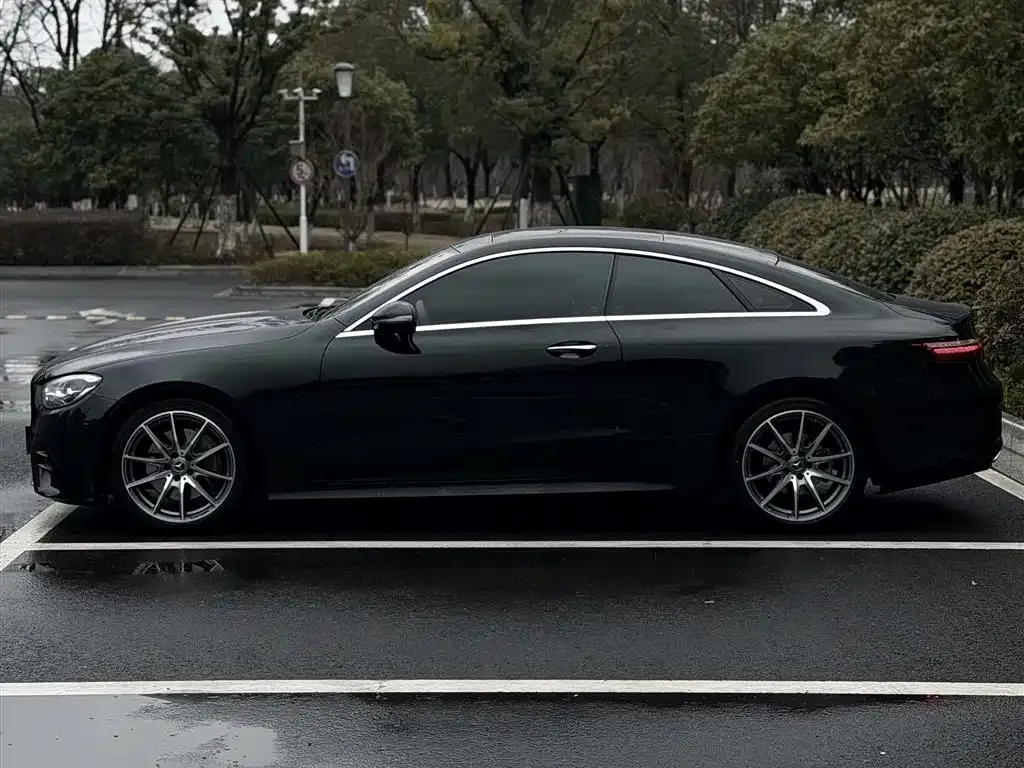 Mercedes-Benz E-Class (Import) — фото 7