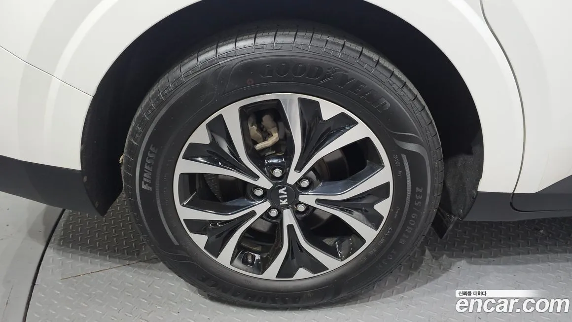 Kia Carnival 2021 из KR, фото 2