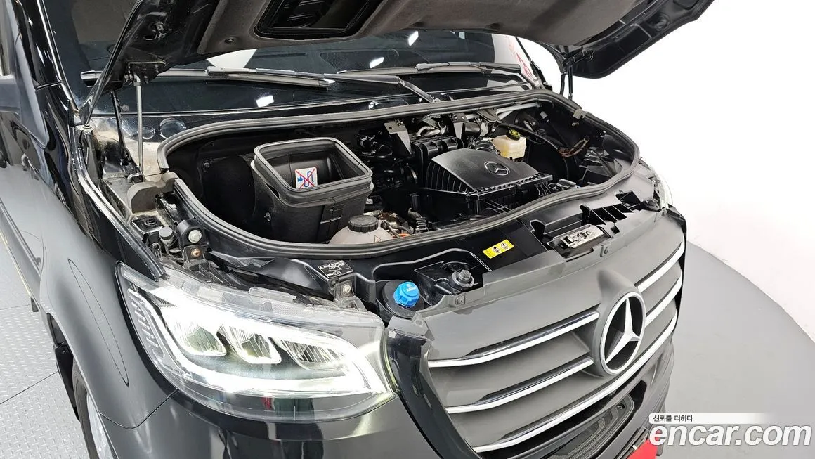 Mercedes-Benz Sprinter 2023 из KR, фото 10