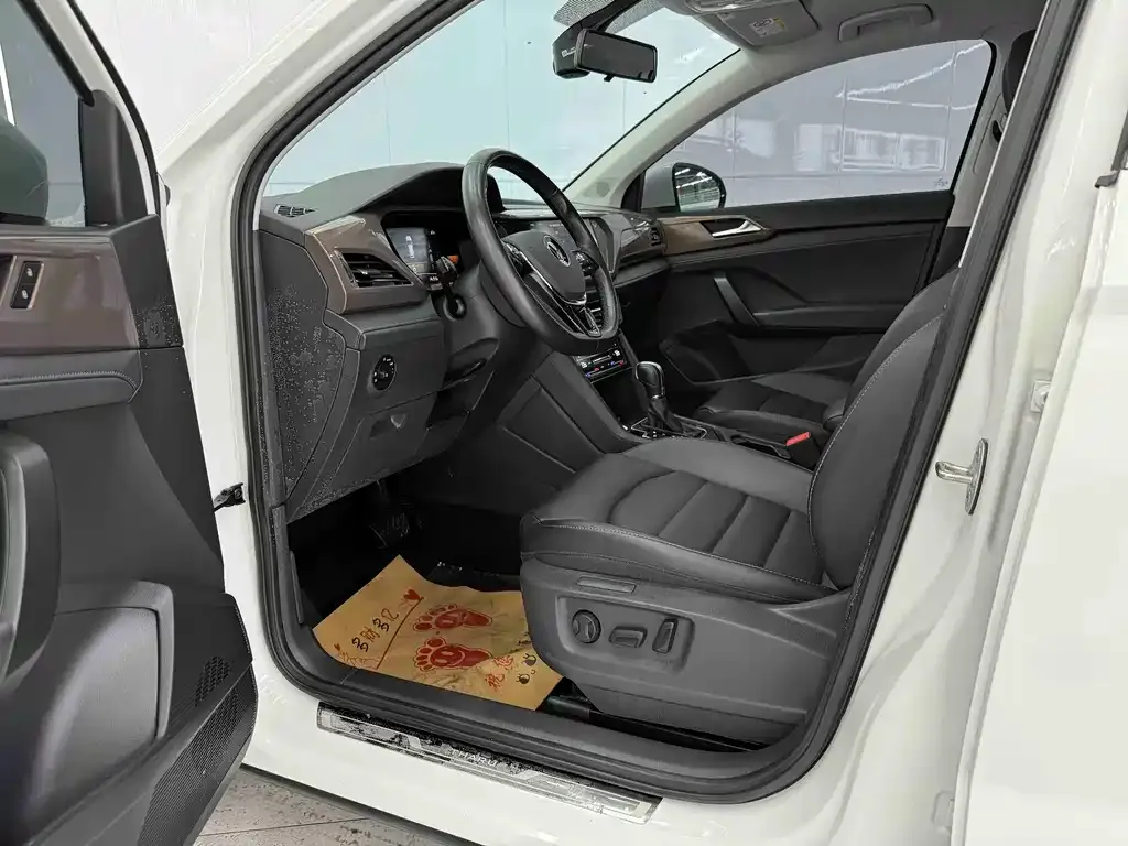 Volkswagen Tharu 2022 из CN, фото 7