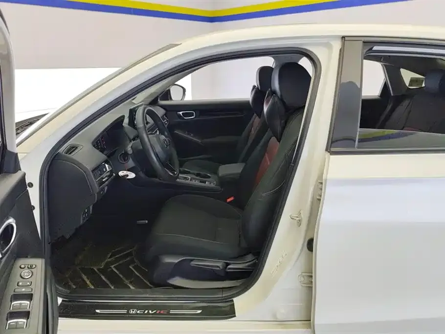 Honda Civic — фото 4
