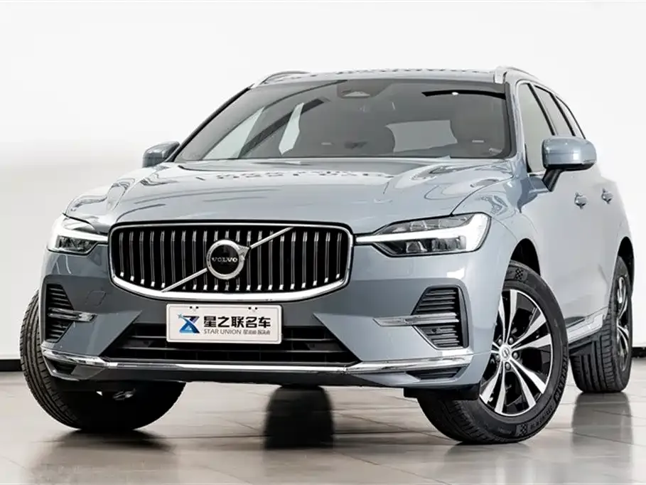 Volvo XC60 — фото 10