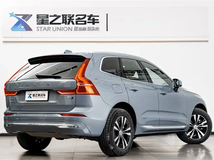 Volvo XC60 — фото 3