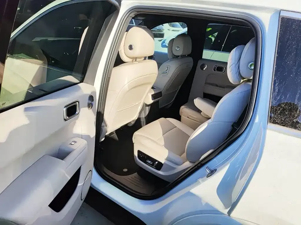 Li Auto L8 2025 из CN, фото 6