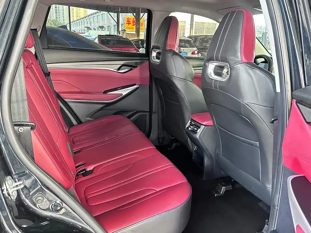 Changan CS75PLUS — фото 10