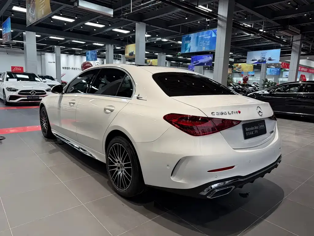 Mercedes-Benz C-Class — фото 10