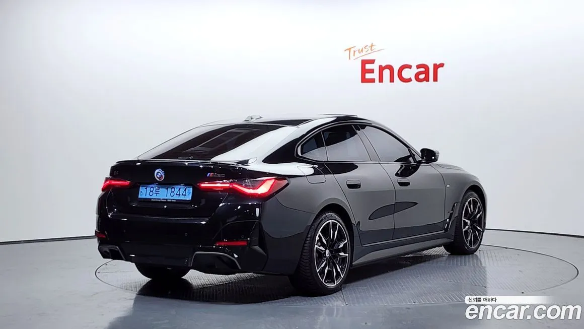 BMW i4 2024 из KR, фото 2