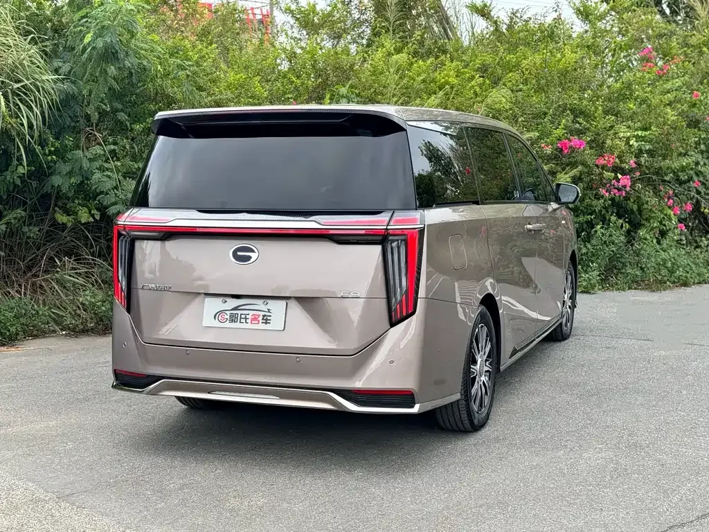 GAC Motor Trumpchi E9 — фото 7