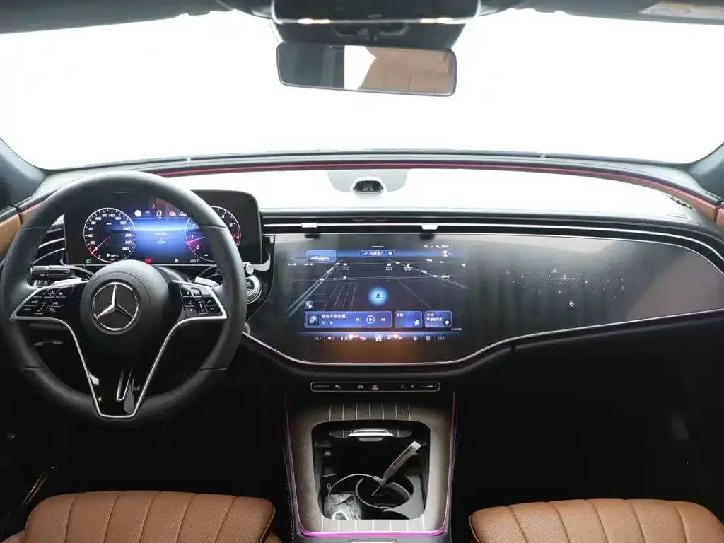 Mercedes-Benz E-Class 2024 из CN, фото 5