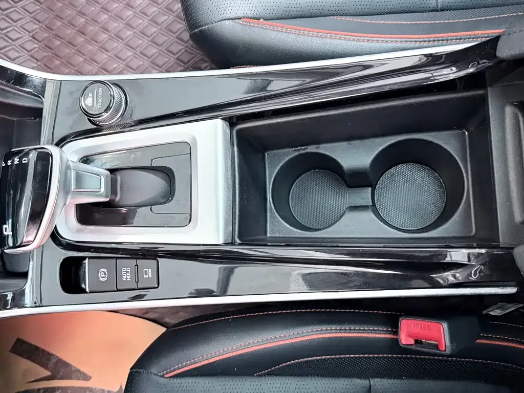 Kia Seltos 2024 из CN, фото 10