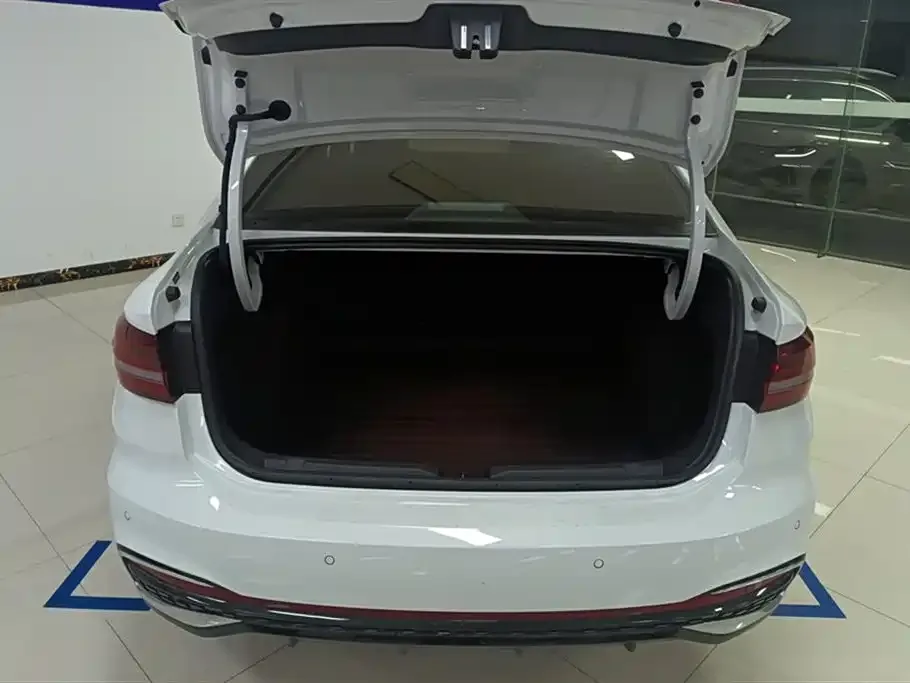 Volkswagen Lavida 2024 из CN, фото 3