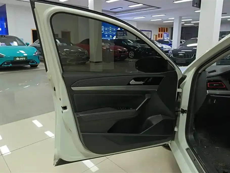 Volkswagen Lavida 2024 из CN, фото 9