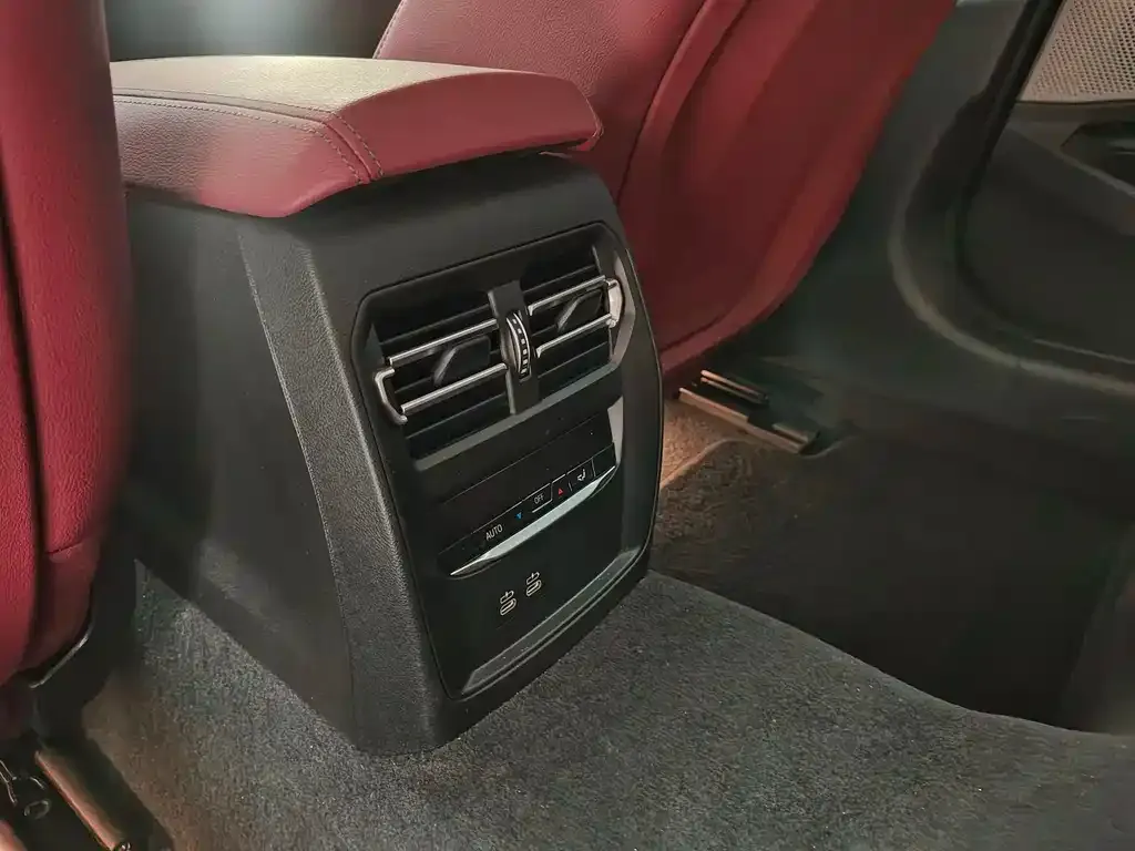 BMW i3 2023 из CN, фото 4