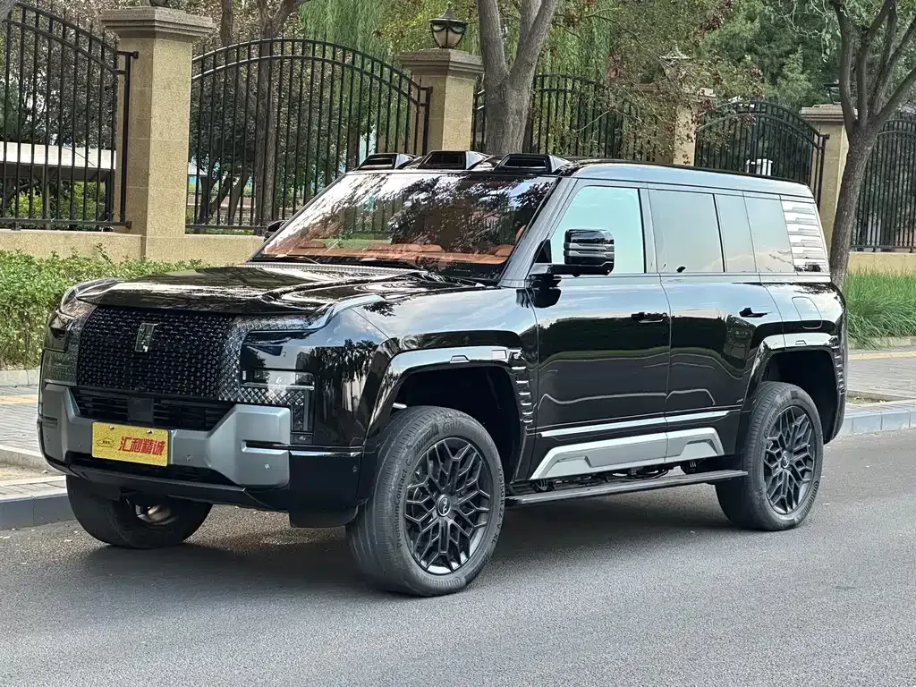 Yangwang U8