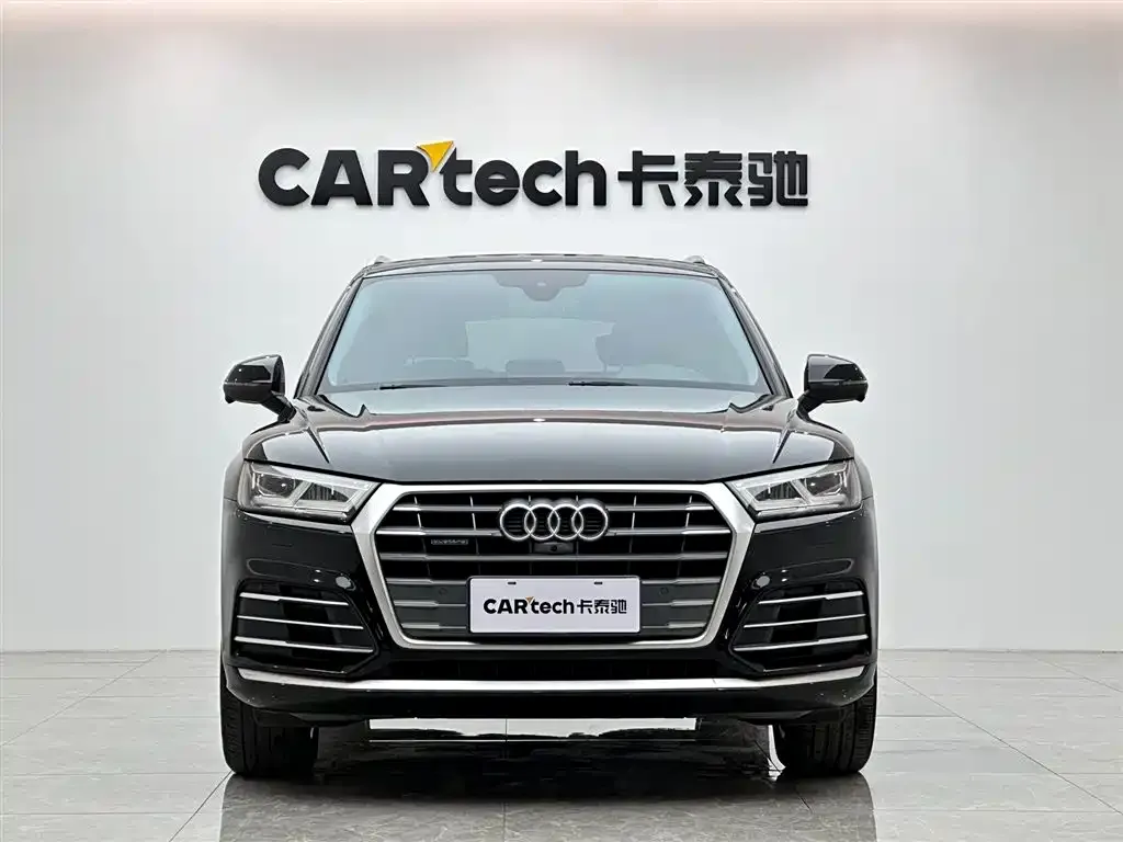 Audi Q5L 2021 из CN, фото 2