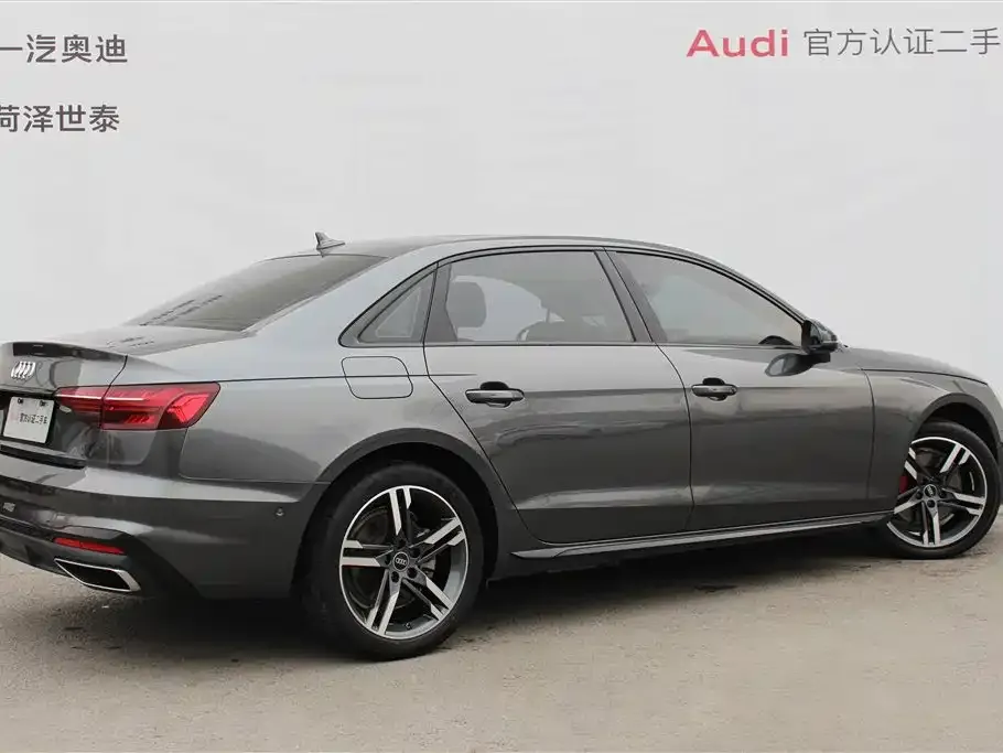 Audi A4L 2022 из CN, фото 4