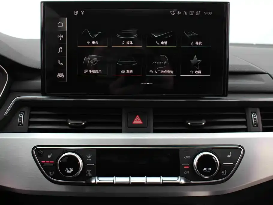 Audi A4L 2022 из CN, фото 5