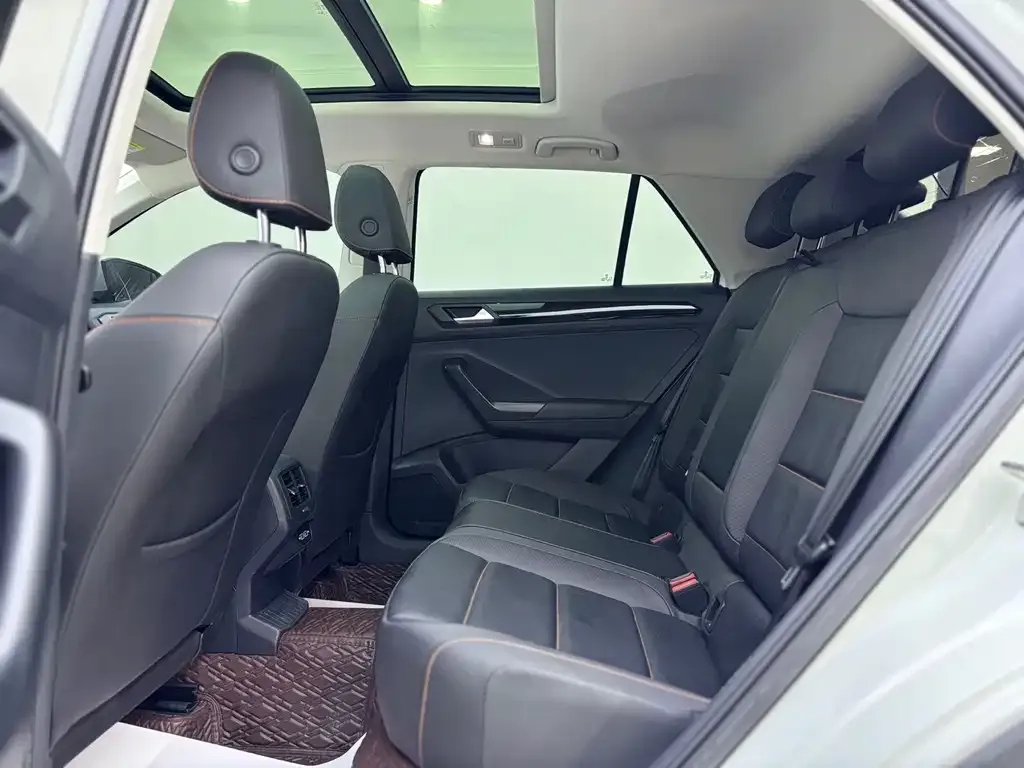 Volkswagen T-Roc 2022 из CN, фото 7
