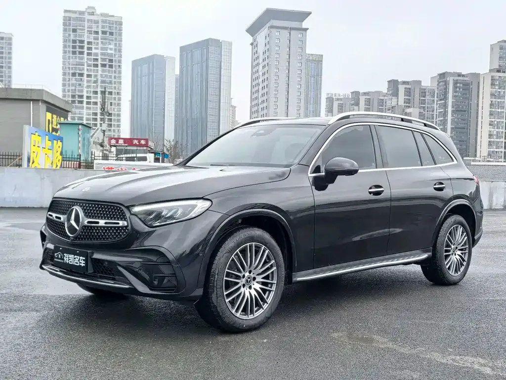 Mercedes-Benz GLC — фото 1