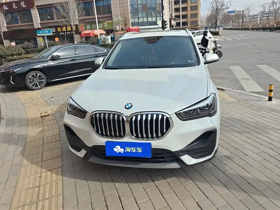 BMW X1 2021 из CN, фото 8