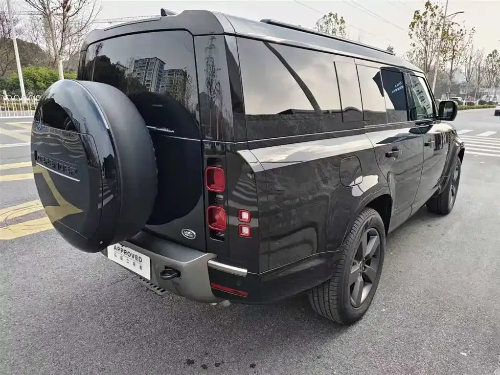 Land Rover Defender — фото 4